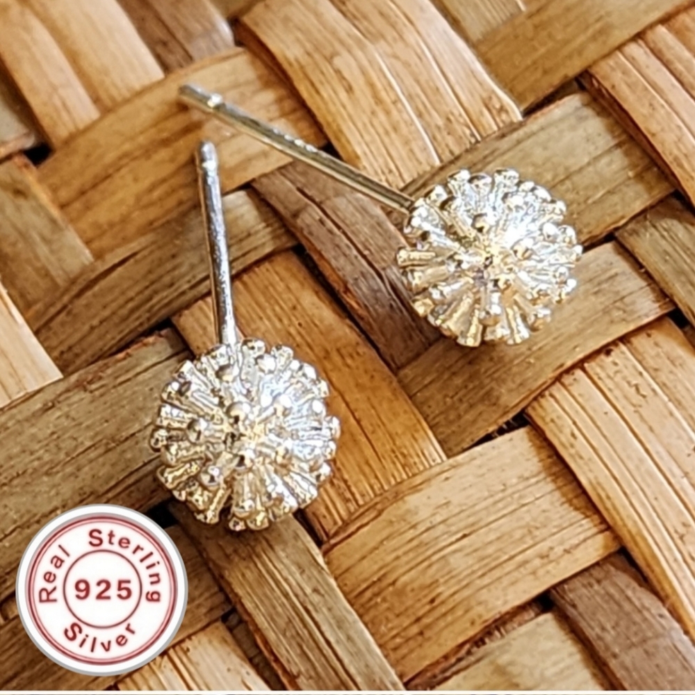 Make a Wish Sterling 925S Dandelion Stud Earrings limited stock